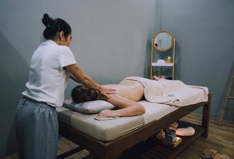 Serenity Hotel And Spa Kabinburi