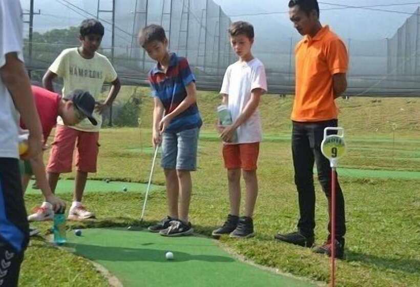 فندق The Highland Park Resort Bogor