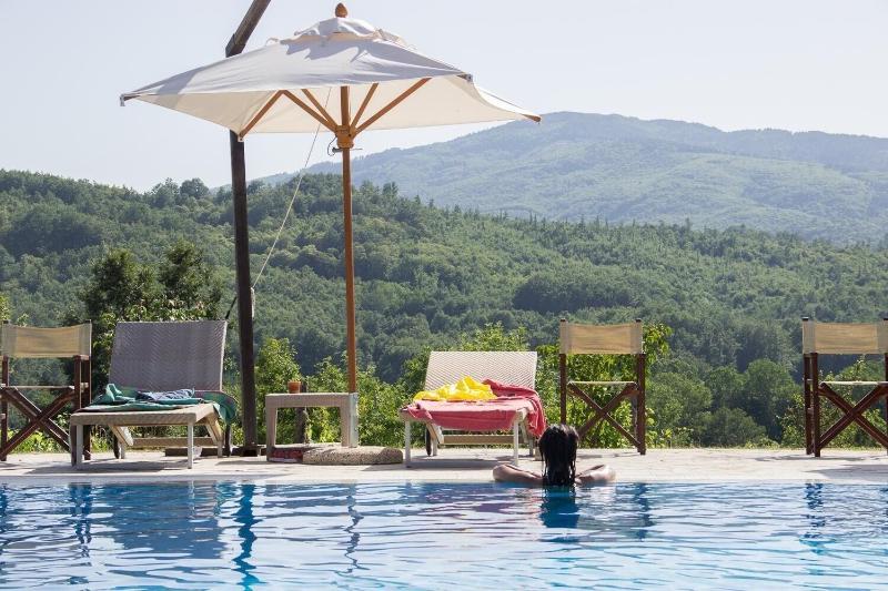 La Rosa Nel Bicchiere