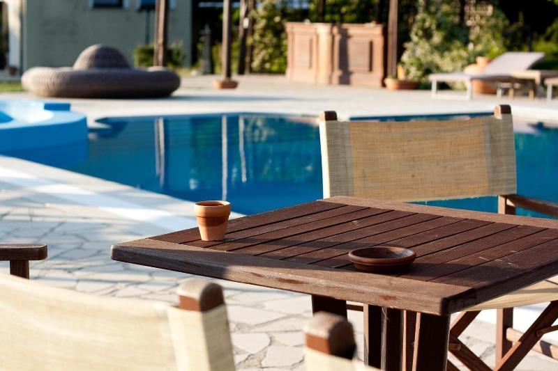 La Rosa Nel Bicchiere