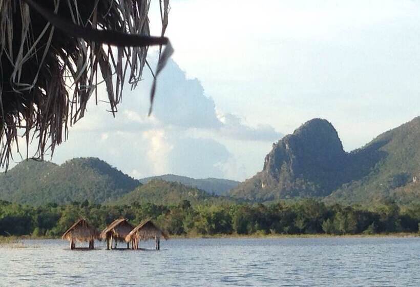 Baan Somlim Homestay   Hostel