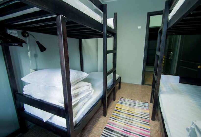 Baikalski Hostel