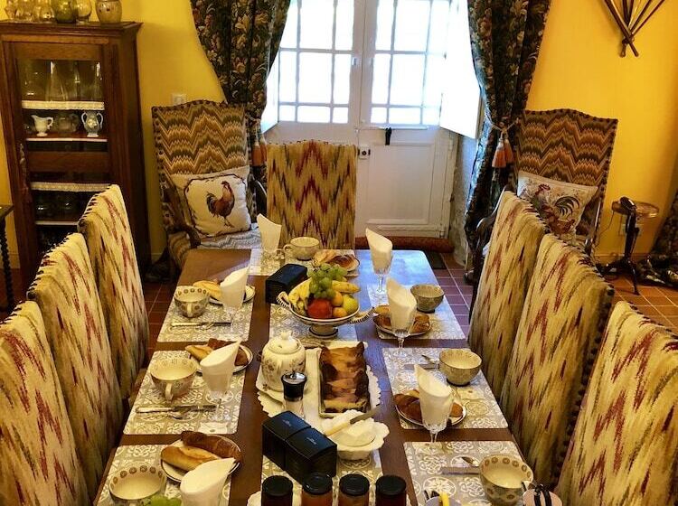 ベッドアンドブレックファースト Chambres D Hotes Chateau De La Croix Chemin
