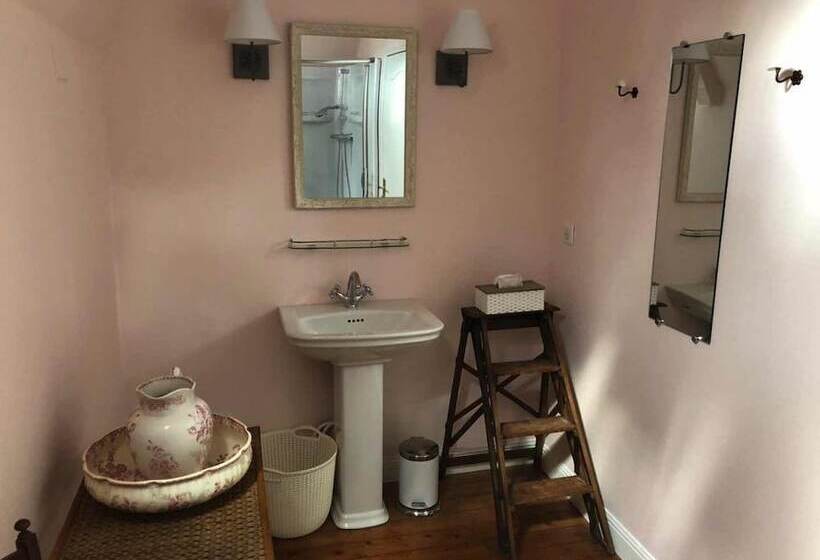 צימר Chambres D Hotes Chateau De La Croix Chemin