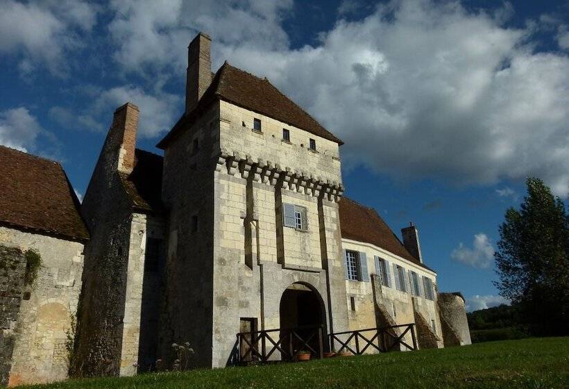 مبيت وإفطار Chateau Monastere De La Corroirie