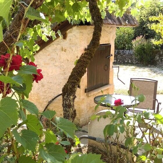 Bed and Breakfast Chez Lavergne Table D Hôtes