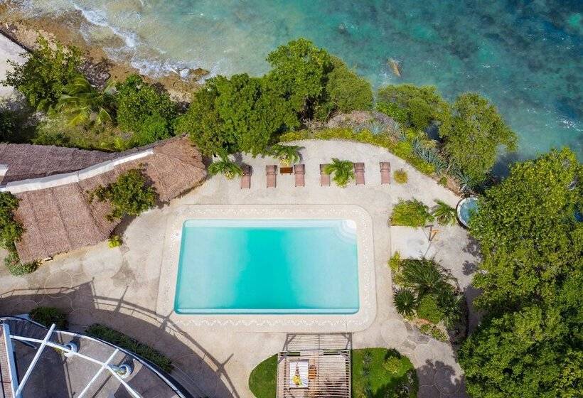 민박 Granada Beach Resort  Adults Only