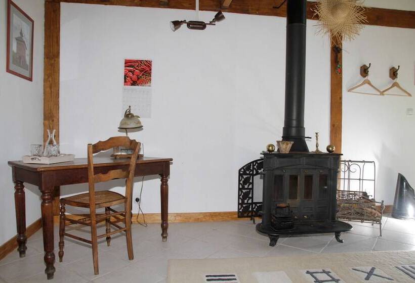 مبيت وإفطار La Grange De Briac