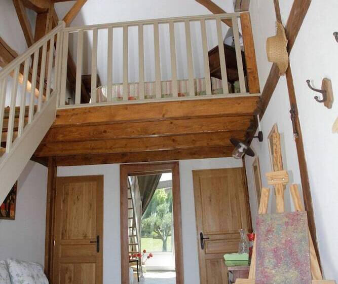 مبيت وإفطار La Grange De Briac