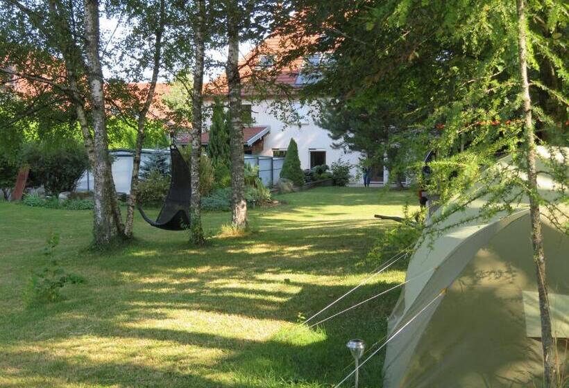 Bed and Breakfast Les Jardins D Armance