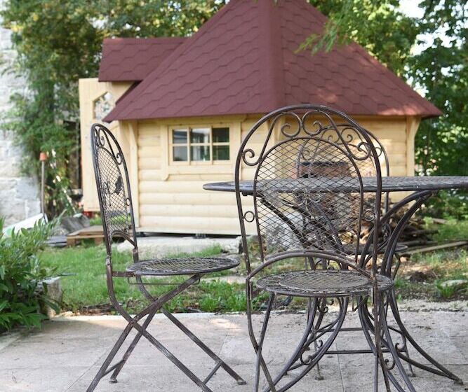 Bed and Breakfast Les Jardins D Armance