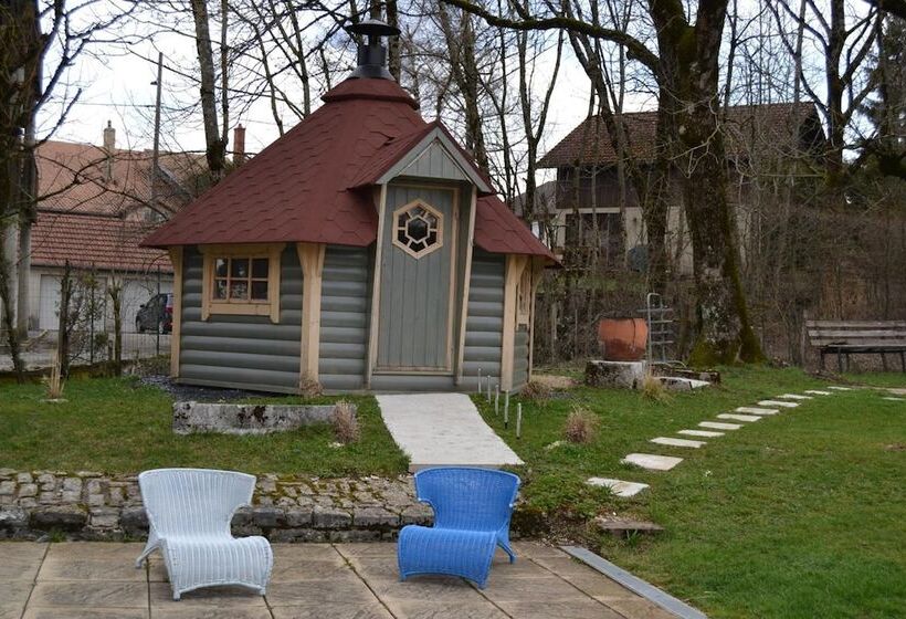 Bed and Breakfast Les Jardins D Armance