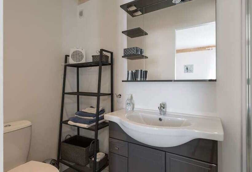 ベッドアンドブレックファースト Loucardalines