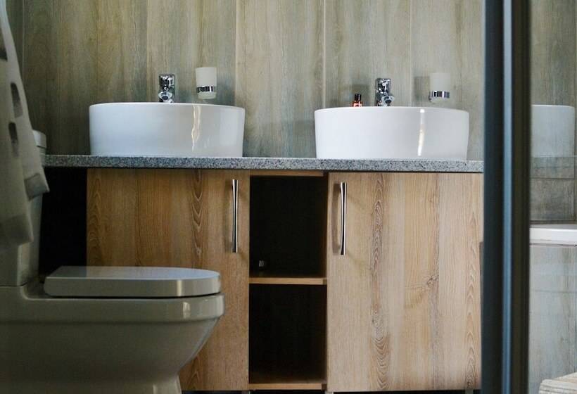 住宿加早餐 Sheerwalk Conference & Leisure