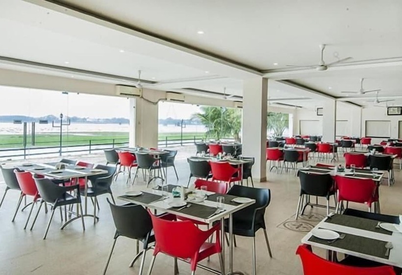 ベッドアンドブレックファースト Sonar Bangla Kolaghat