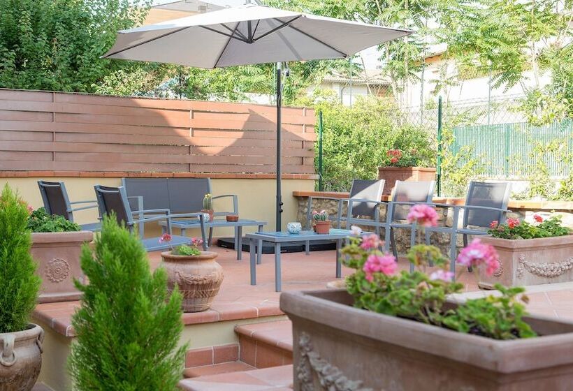 مبيت وإفطار Via Naldini N 61