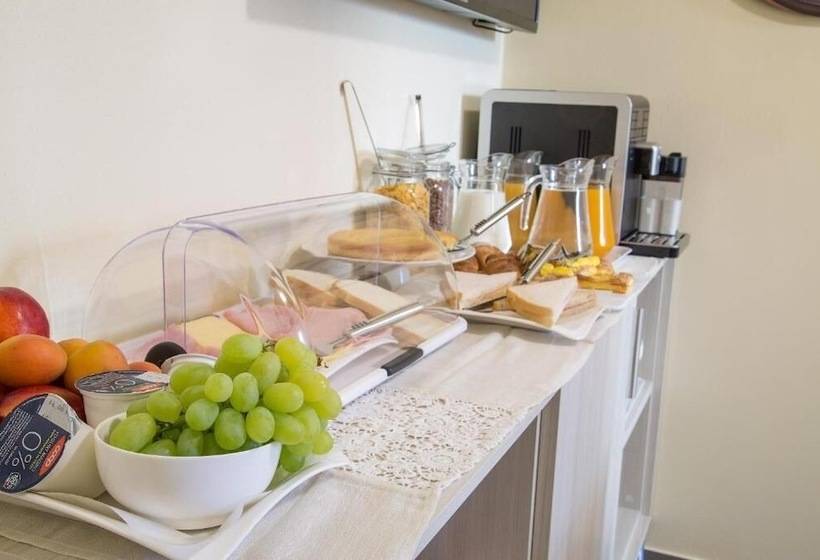 مبيت وإفطار Via Naldini N 61