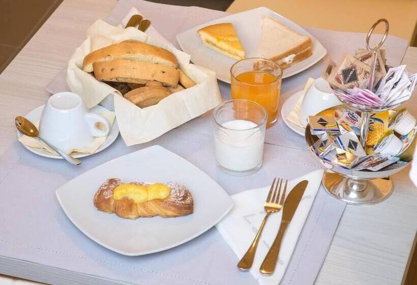 مبيت وإفطار Via Naldini N 61