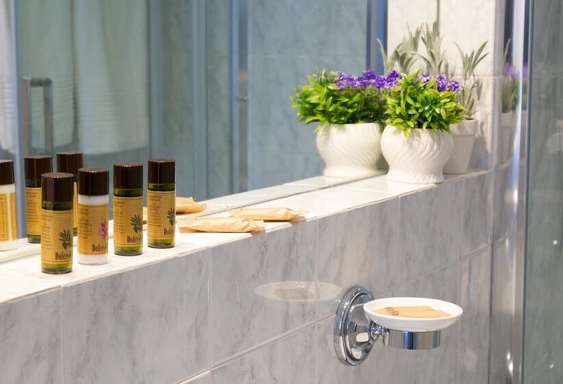 مبيت وإفطار Via Naldini N 61