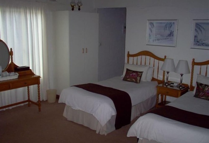 Everglades Hotel & Conference Centre