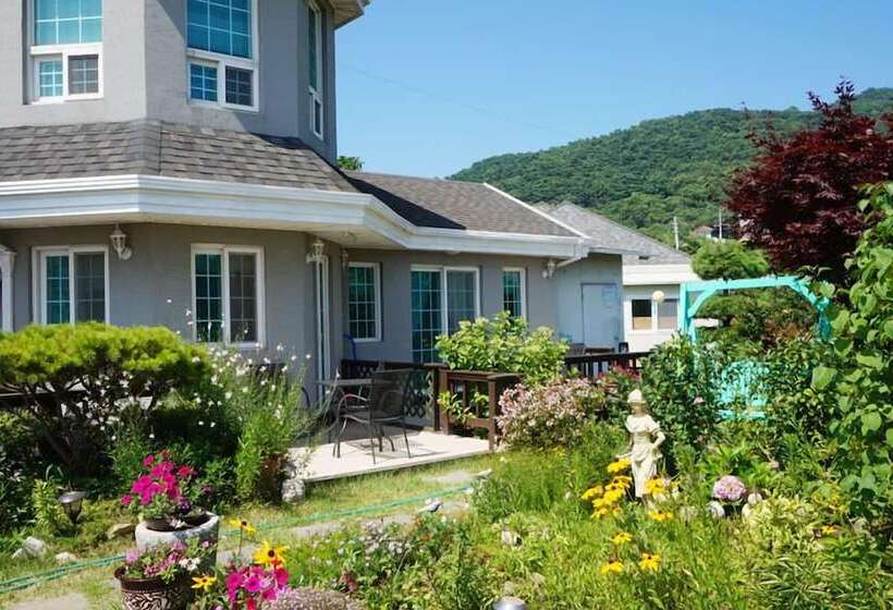 Ganghwa Gamilnahar Pension