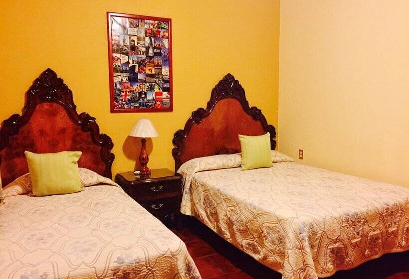 Guamúchil Parque Acuático & Cabañas