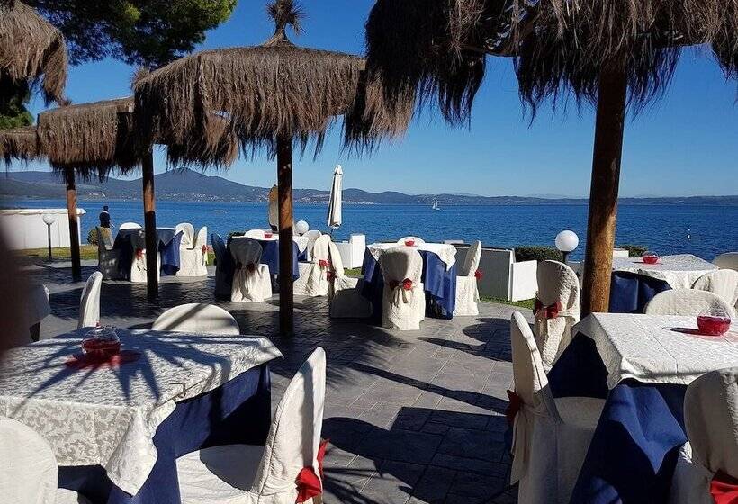 簡易ホテル Alb. Rist. Alfredo Da Persichella