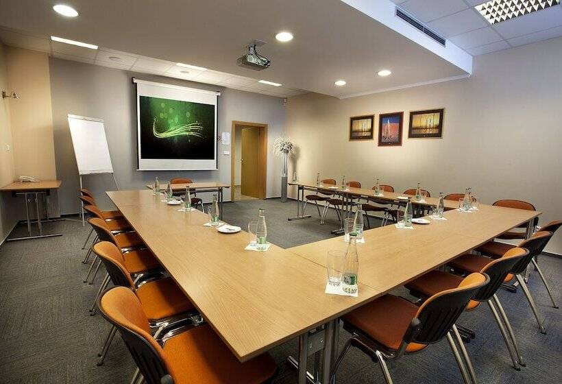 בית מלון כפרי Akademie