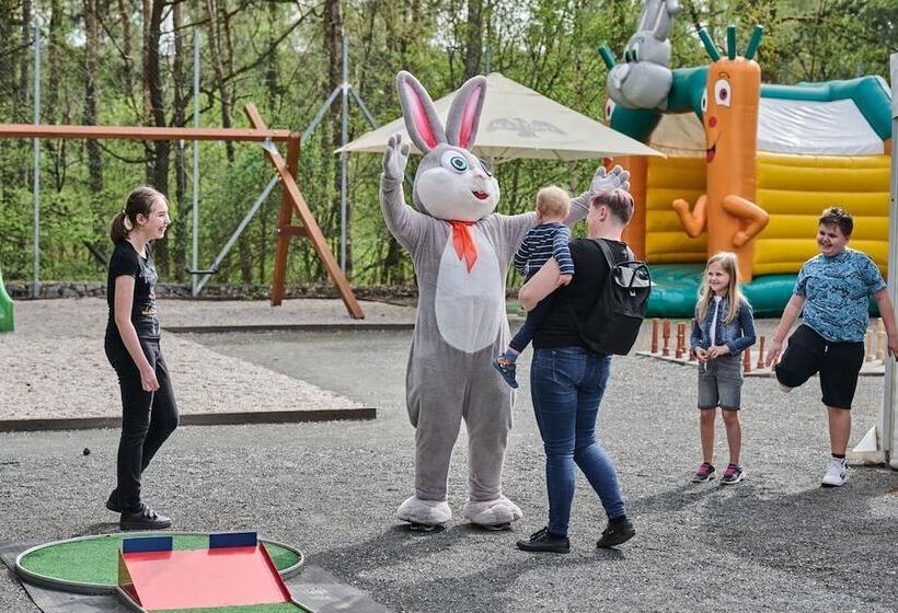 בית מלון כפרי Akademie