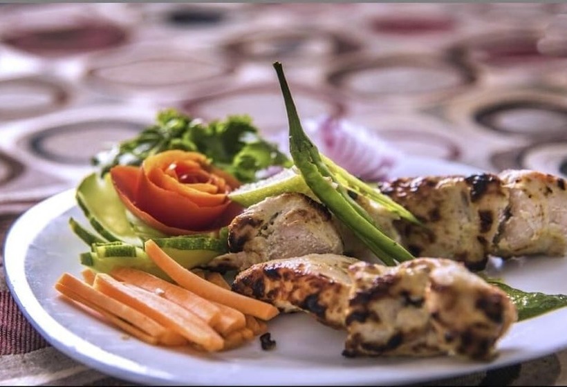 ホテル Akash Sarovar