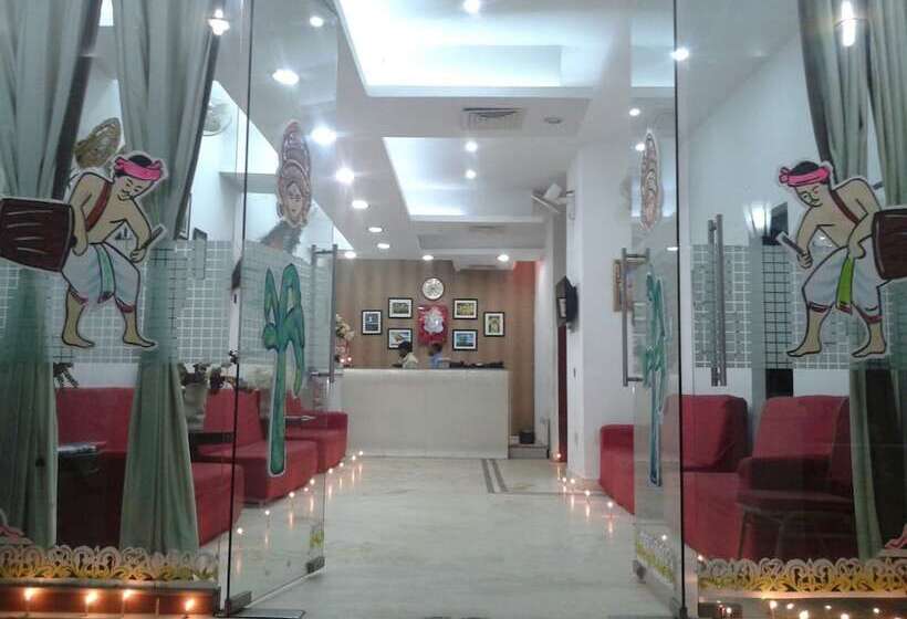 ホテル Akash Sarovar