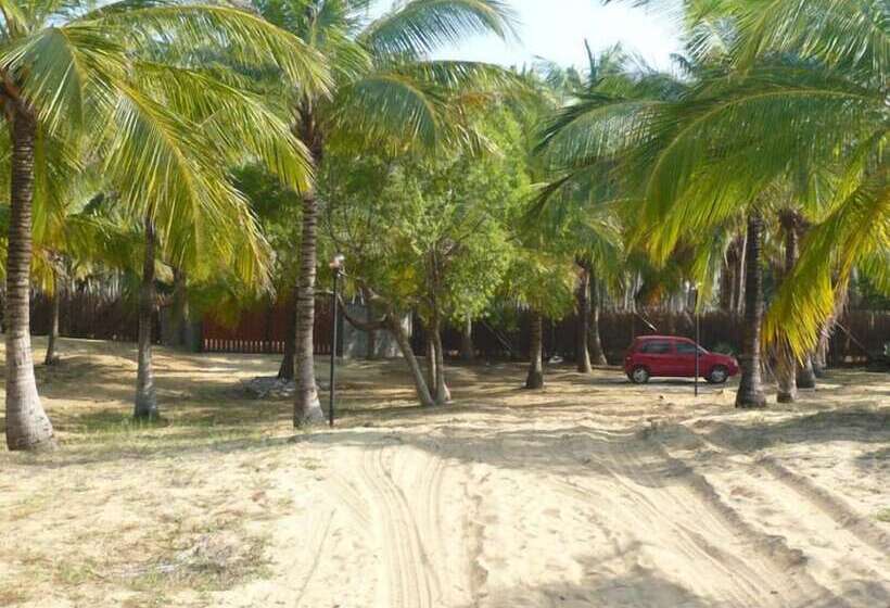 Отель Alankuda Beach Resort