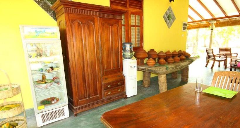 Отель Alankuda Beach Resort