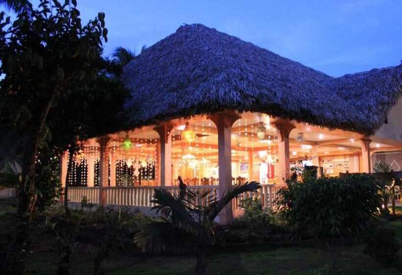 호텔 Amor Farm Beach Resort