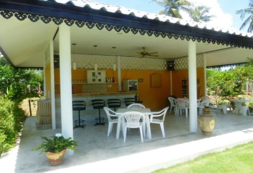 בית מלון כפרי Apple Bungalows