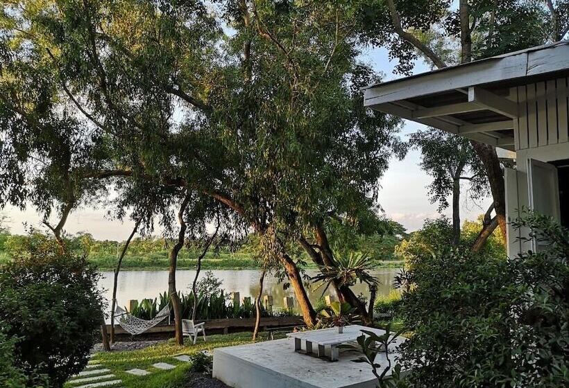 فندق Arthit Tara Lodge