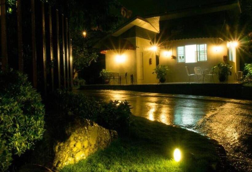 فندق Baan Kula Mahasarakam