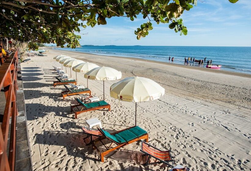 فندق Baansuan Aokhai Beach Resort