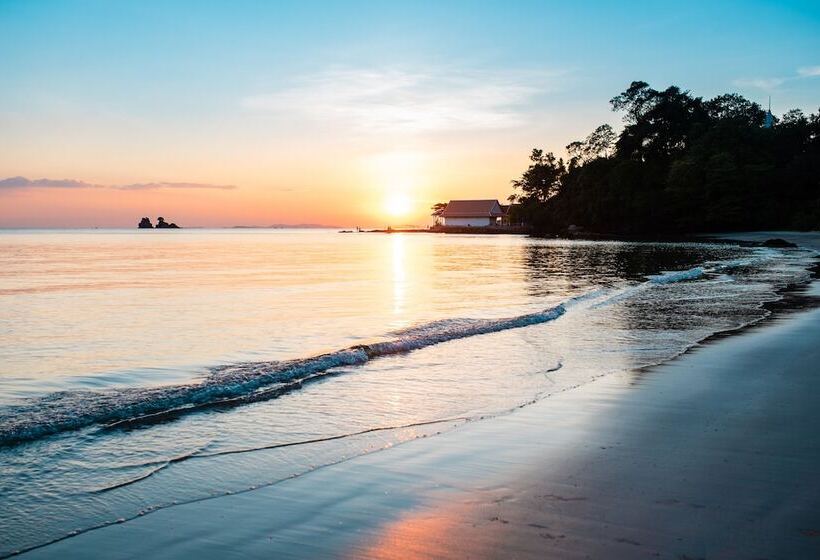 فندق Baansuan Aokhai Beach Resort