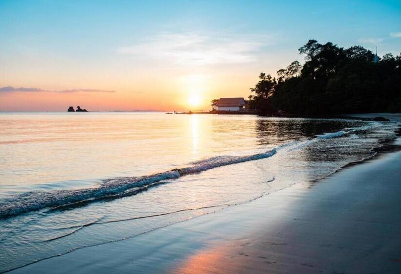 فندق Baansuan Aokhai Beach Resort