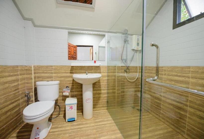 فندق Baansuan Aokhai Beach Resort