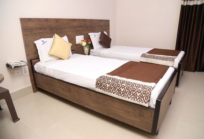 בית מלון כפרי Bhavani Grand