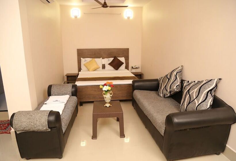 בית מלון כפרי Bhavani Grand