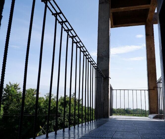 Отель Black Elephant Boutique