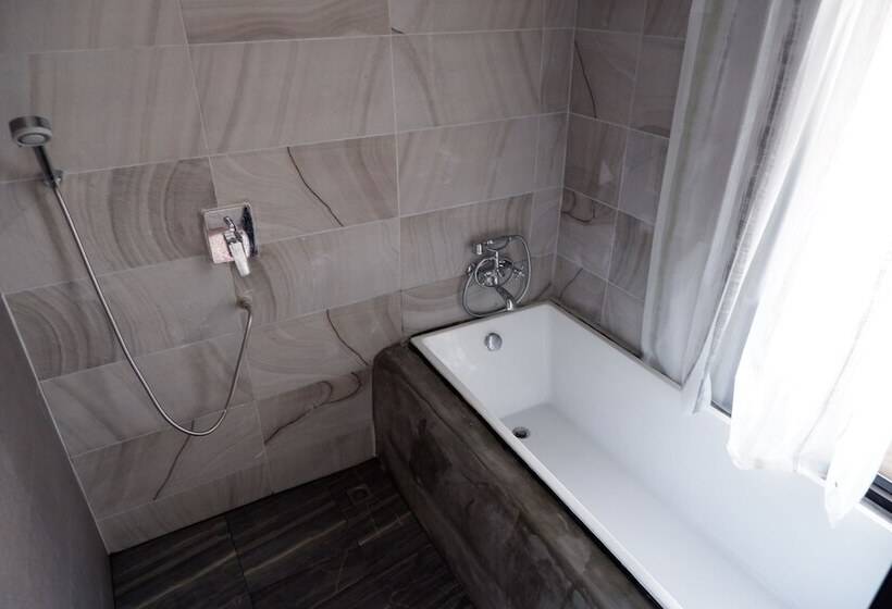 Отель Black Elephant Boutique