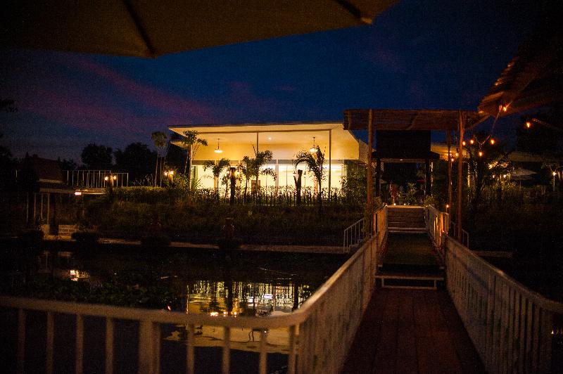 酒店 Bluemoon Riverside Resort