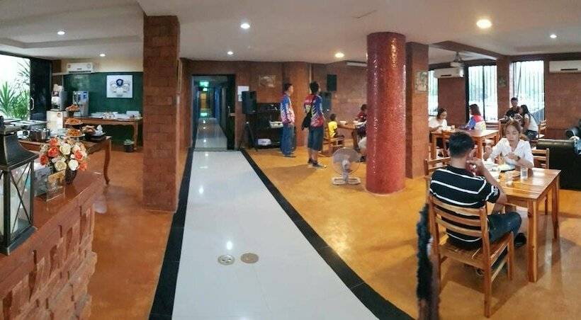 בית מלון כפרי Borai Resort Trat