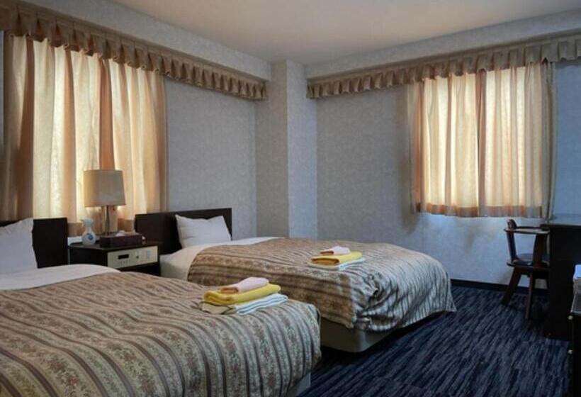 فندق Business Green  Hino