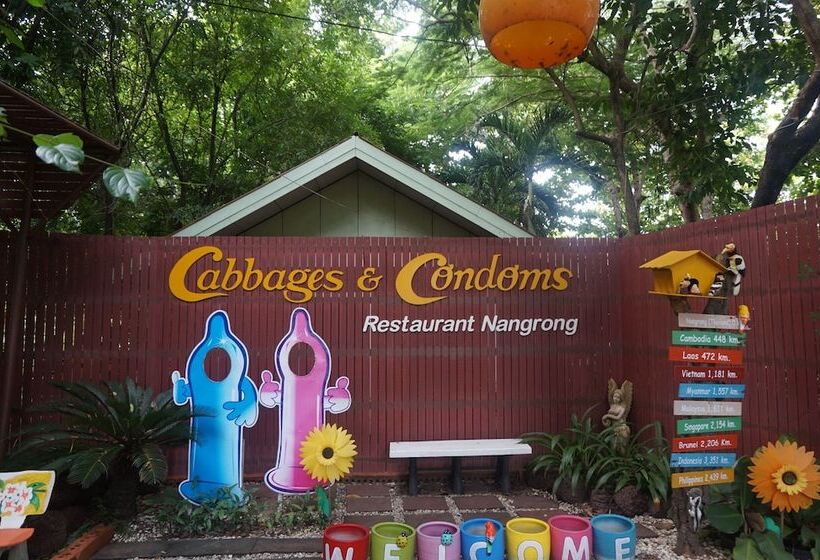 هتل C & C Resort Nangrong