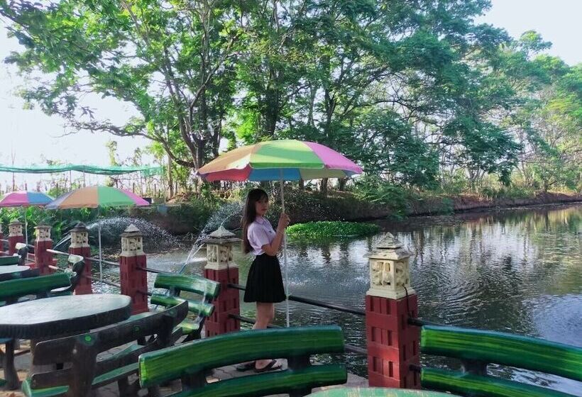 هتل C & C Resort Nangrong